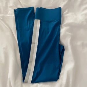 All access center stage leggings